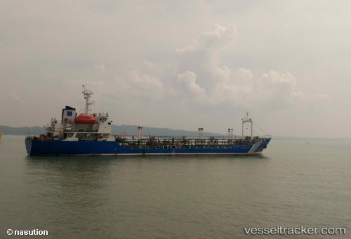 vessel Mt.maxima Pratama IMO: 9012111, Chemical Tanker
