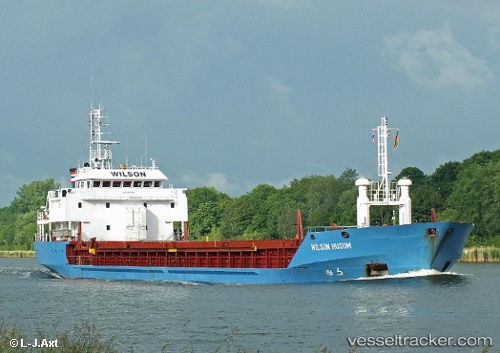 vessel Wilson Husum IMO: 9017379, Limestone Carrier
