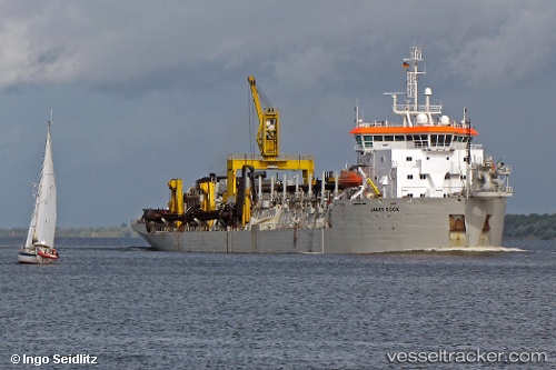vessel James Cook IMO: 9020261, Hopper Dredger
