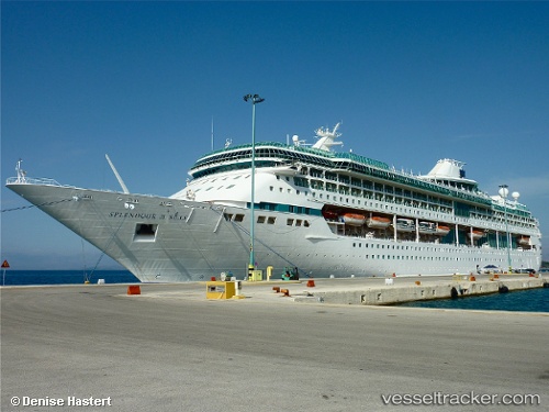 vessel Marella Discovery IMO: 9070632, Cruise Ship
