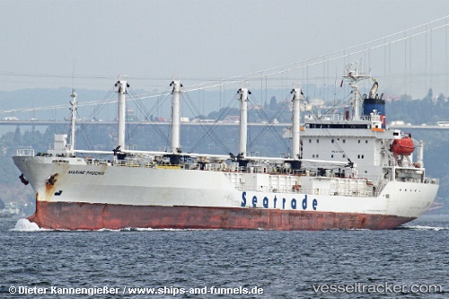 vessel Avunda Reefer IMO: 9072824, Refrigerated Cargo Ship
