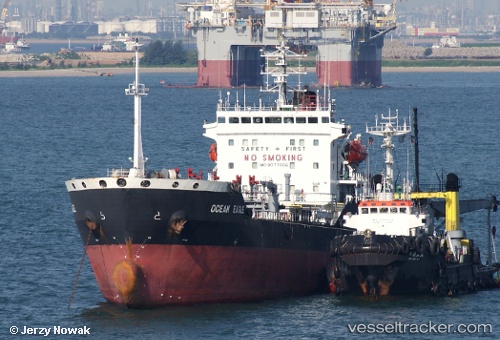 vessel 'LUCKY STAR' IMO: 9077006, 