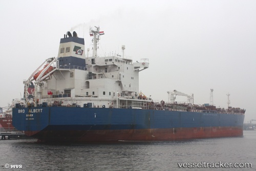 vessel Super Star IMO: 9085388, Oil Products Tanker
