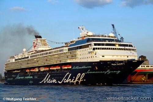 vessel Marella Explorer IMO: 9106297, Cruise Ship
