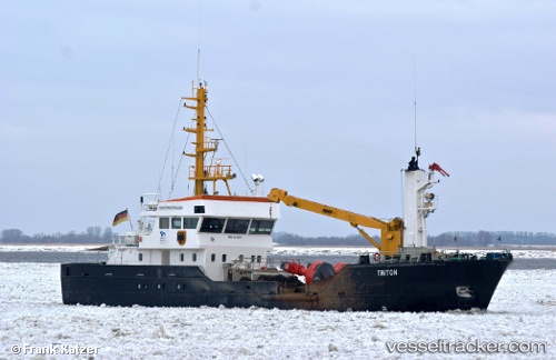 vessel Triton IMO: 9123025, Buoy Lighthouse Vessel
