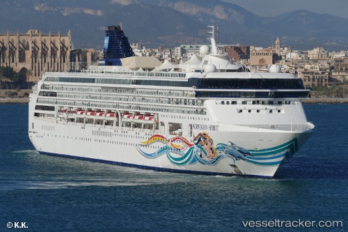 vessel Norwegian Spirit IMO: 9141065, Cruise Ship
