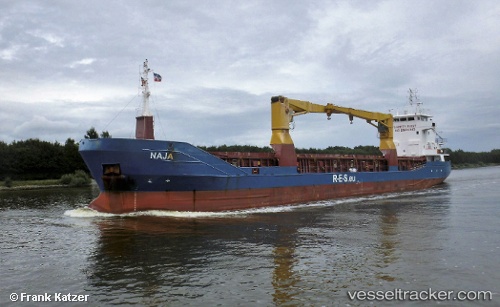 vessel '577474000' IMO: 9145126, 