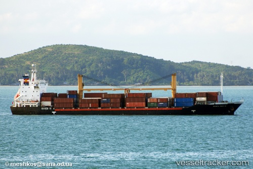 vessel Tanto Tangguh IMO: 9169665, Container Ship
