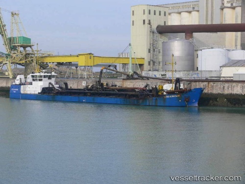 vessel Cotes De Bretagne IMO: 9171682, Hopper Dredger
