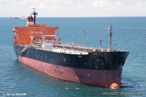 vessel CONFIDENCE P IMO: 9178044, Oil Products Tanker