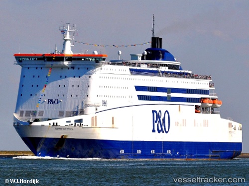 vessel Pride Of Hull IMO: 9208629, Passenger Ro Ro Cargo Ship
