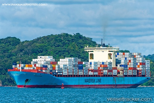 vessel Caroline Maersk IMO: 9214903, Container Ship
