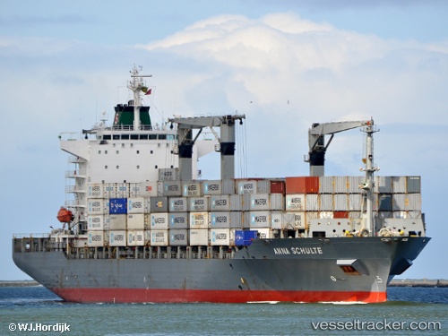 vessel Maersk Newcastle IMO: 9215878, Container Ship
