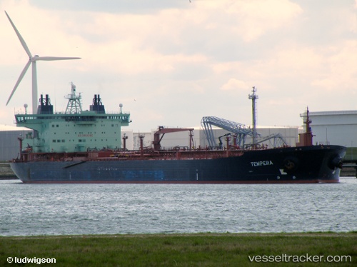 vessel La Noumbi IMO: 9235880, Crude Oil Tanker
