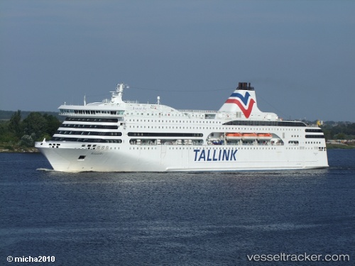 vessel ROMANTIKA IMO: 9237589, Passenger/Ro-Ro Ship (vehicles)