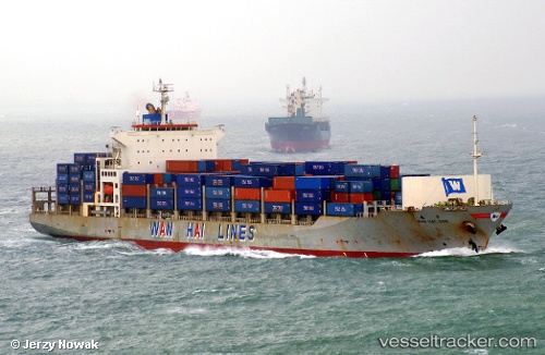 vessel Wan Hai 305 IMO: 9238181, Container Ship

