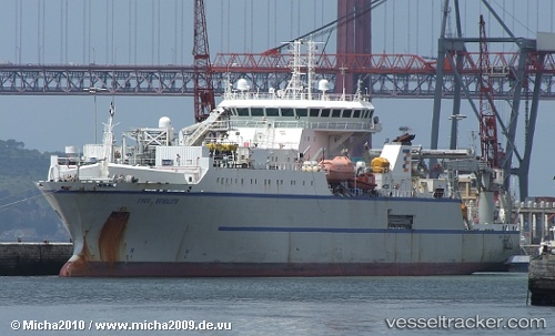vessel Resolute IMO: 9242340, Cable Layer

