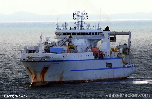 vessel Durable IMO: 9242376, Cable Layer
