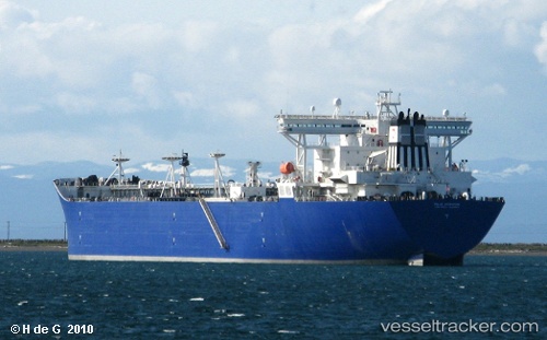vessel Polar Adventure IMO: 9244063, Crude Oil Tanker
