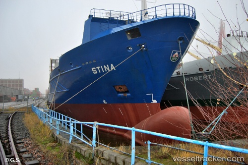 vessel Stina IMO: 9246530, Container Ship
