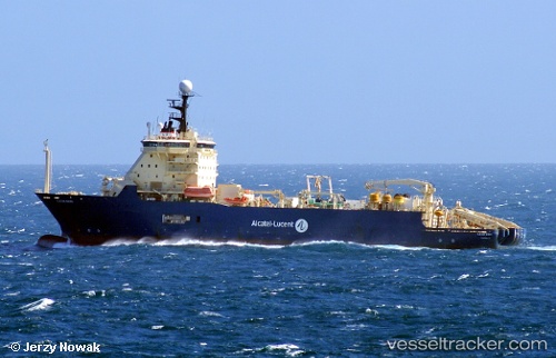 vessel Ile De Sein IMO: 9247039, Cable Layer
