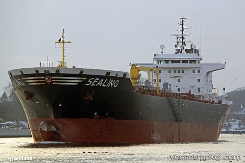 vessel Sealing IMO: 9251652, Oil Products Tanker
