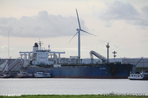 vessel JAMES II IMO: 9253909, Crude Oil Tanker