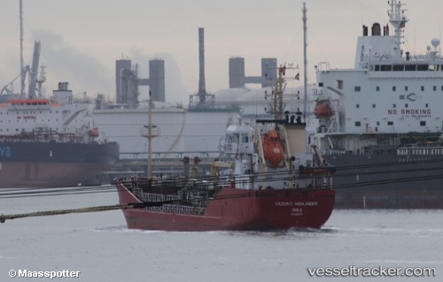 vessel '265002000' IMO: 9254977, 