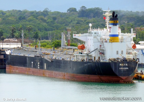 vessel B LUMINOSA IMO: 9256016, Oil Products Tanker