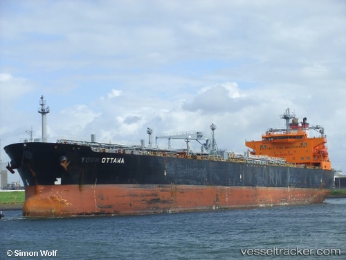 vessel Walleye IMO: 9256626, Crude Oil Tanker
