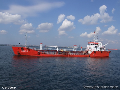 vessel Mtdadiva IMO: 9260213, Oil Products Tanker
