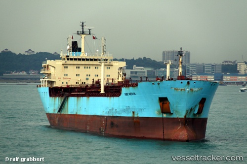 vessel SUPREME STAR IMO: 9265407, Oil Products Tanker