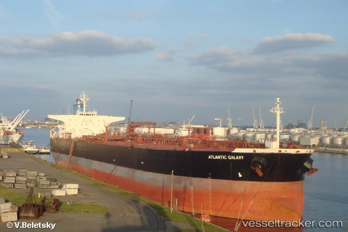 vessel LIFE IMO: 9265756, Crude Oil Tanker