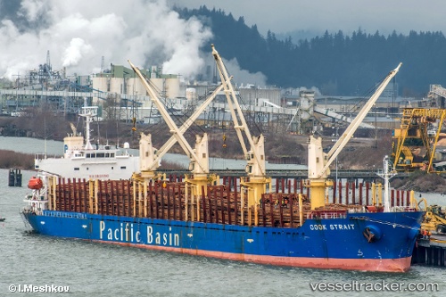 vessel Cook Strait IMO: 9267089, Bulk Carrier
