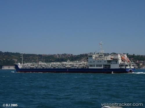 vessel Andropov IMO: 9269348, Oil Products Tanker

