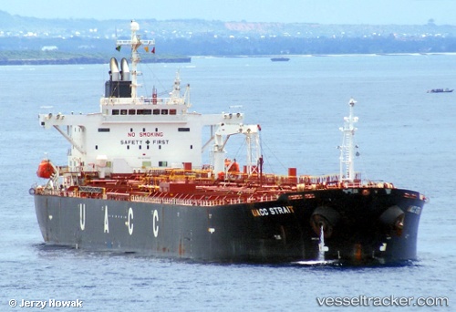 vessel Gallant IMO: 9272400, Oil Products Tanker
