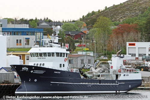 vessel Ronia Pacific IMO: 9276963, Fish Carrier
