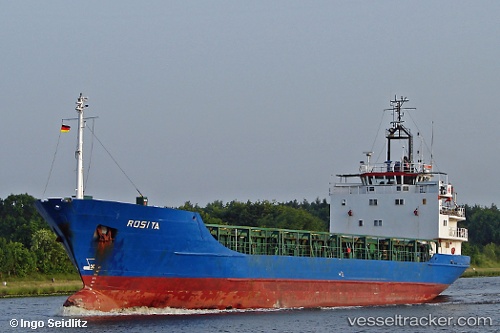 vessel 572353220 IMO: 9281724, 