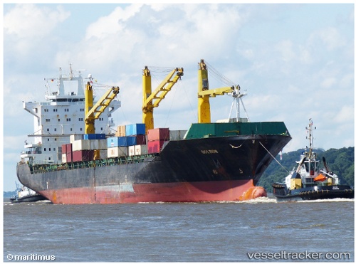 vessel Golbon IMO: 9283033, Container Ship
