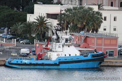 vessel Andrea Onorato IMO: 9289427, [tug.fire_fighting_tug]
