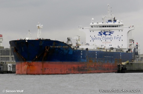 vessel TAVRICHESKY BRIDGE IMO: 9292060, Oil Products Tanker