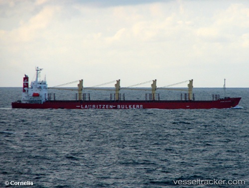 vessel Penna Suraksha IMO: 9310599, Cement Carrier
