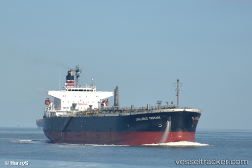 vessel VAULT IMO: 9310707, Oil Products Tanker