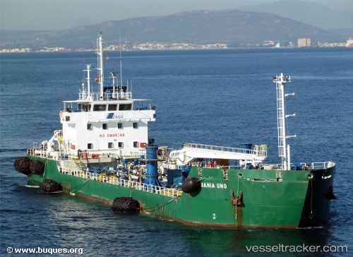 vessel Bahia Uno IMO: 9312274, Oil Products Tanker
