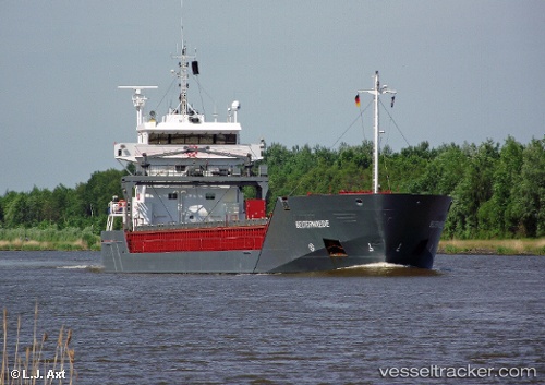 vessel '257754000' IMO: 9313797, 