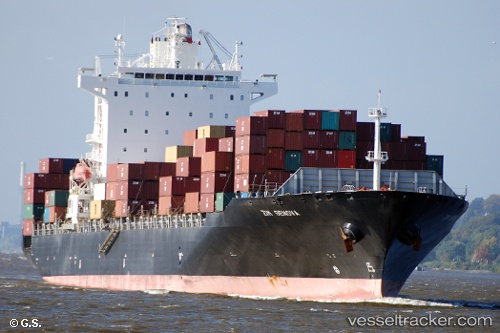 vessel Genova IMO: 9318187, Container Ship
