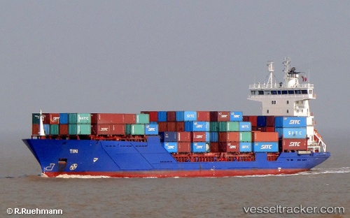 vessel TRANSIT LUGOVAYA IMO: 9319583, Container Ship
