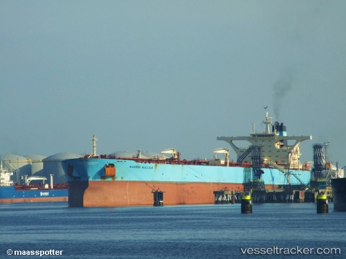 vessel SINGAPORE LOYALTY IMO: 9322293, Crude Oil Tanker