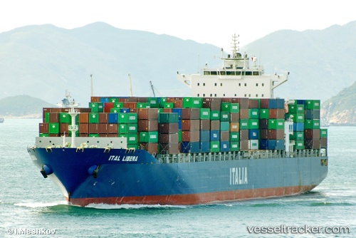 vessel CMA CGM BARRACUDA IMO: 9322475, Container Ship