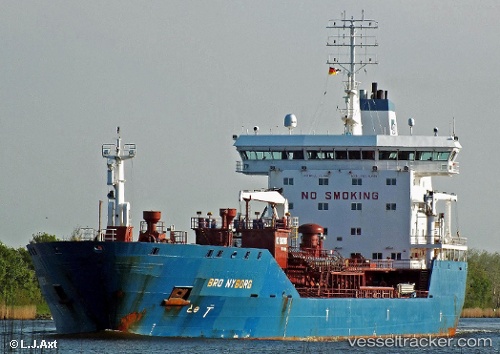 vessel STEN TRITON IMO: 9322695, Chemical Oil Products Tanker